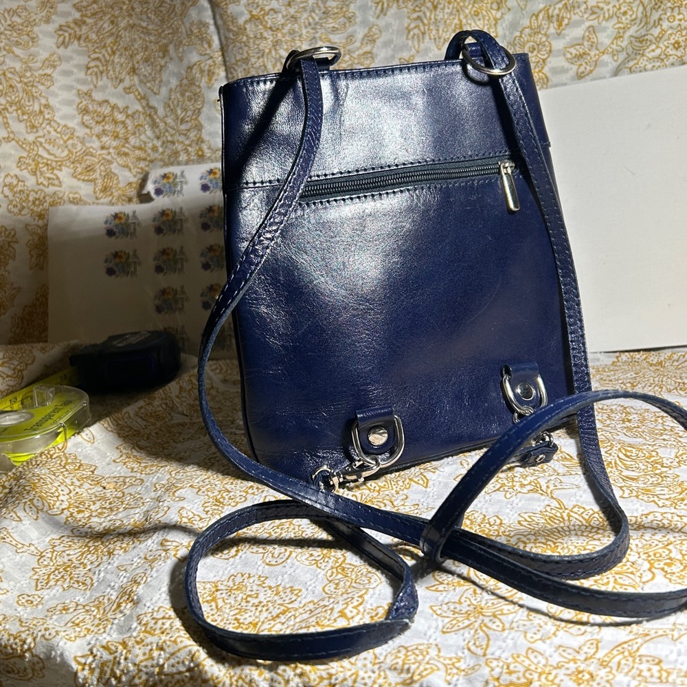 The Sak Midnight Blue Leather Crossbody Bag - Picture 2 of 5